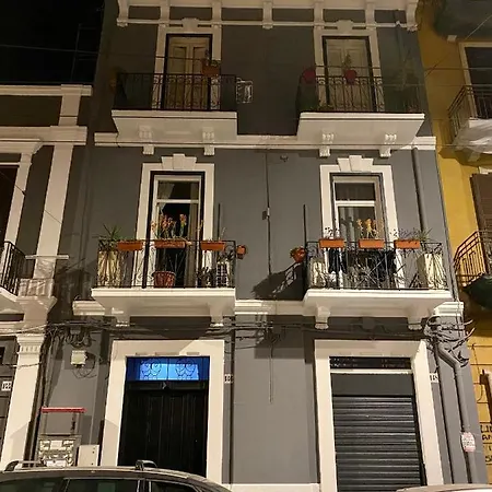 Economic In The Heart Of Apartment